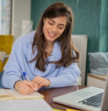 Online MBA vs. kombinované studium: co je lepší?